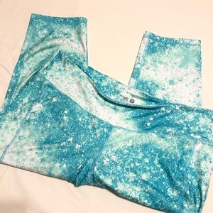 Activewear pants mid length